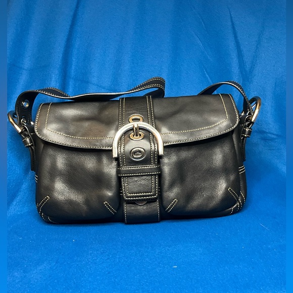 Coach Handbags - Coach Soho Vintage Black Leather Shoulder Bag With Contrast Stitching 2005